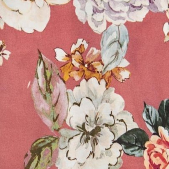 LAST!! Zara -Oversized Floral Pink Blouse (NEW) - Picture 4 of 8